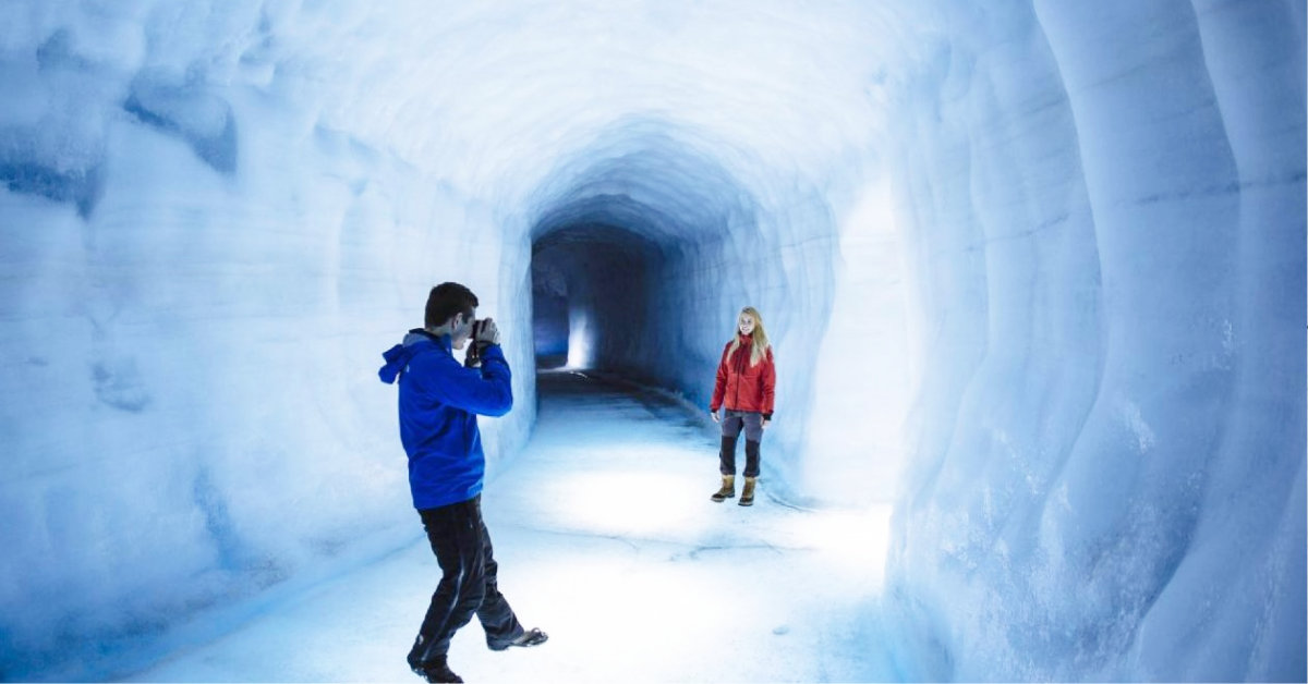 Into the Glacier tour